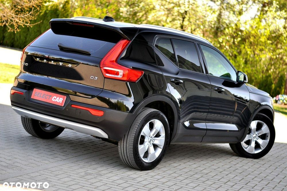 Volvo XC 40 D3 Momentum Pro - 2