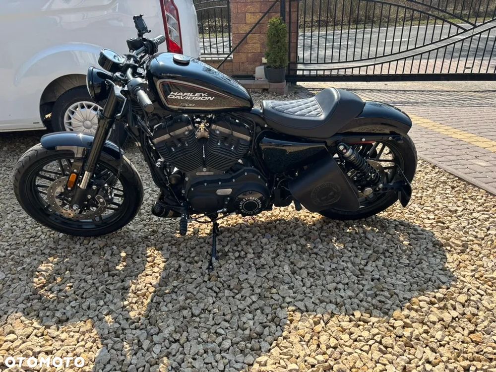 Harley-Davidson Sportster Roadster 1200R - 28
