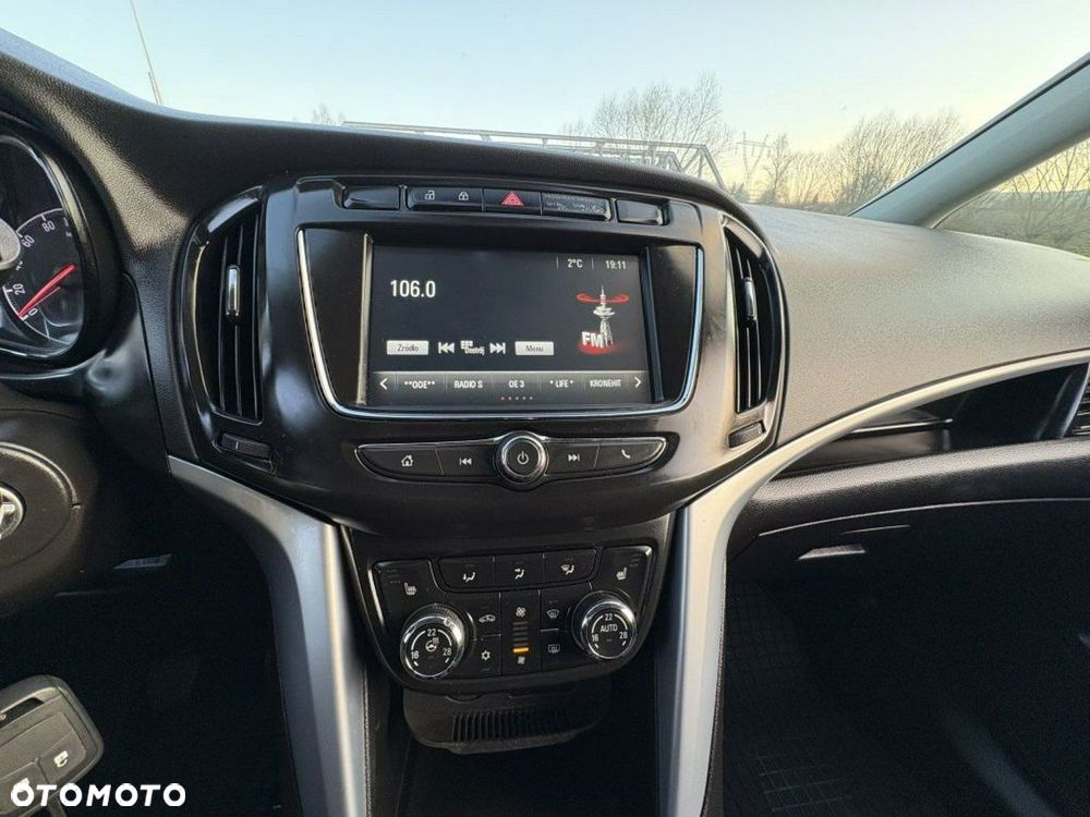 Opel Zafira - 17