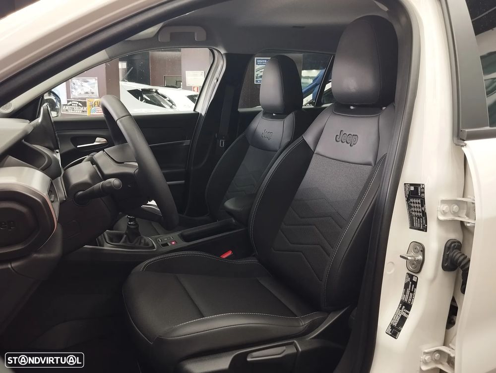 Jeep Avenger 1.2 GSE T3 Summit - 20