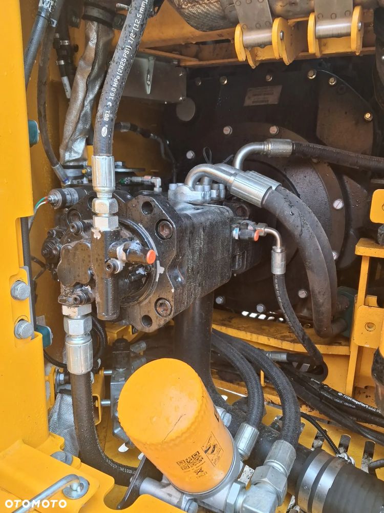 JCB 140 XLC - 14