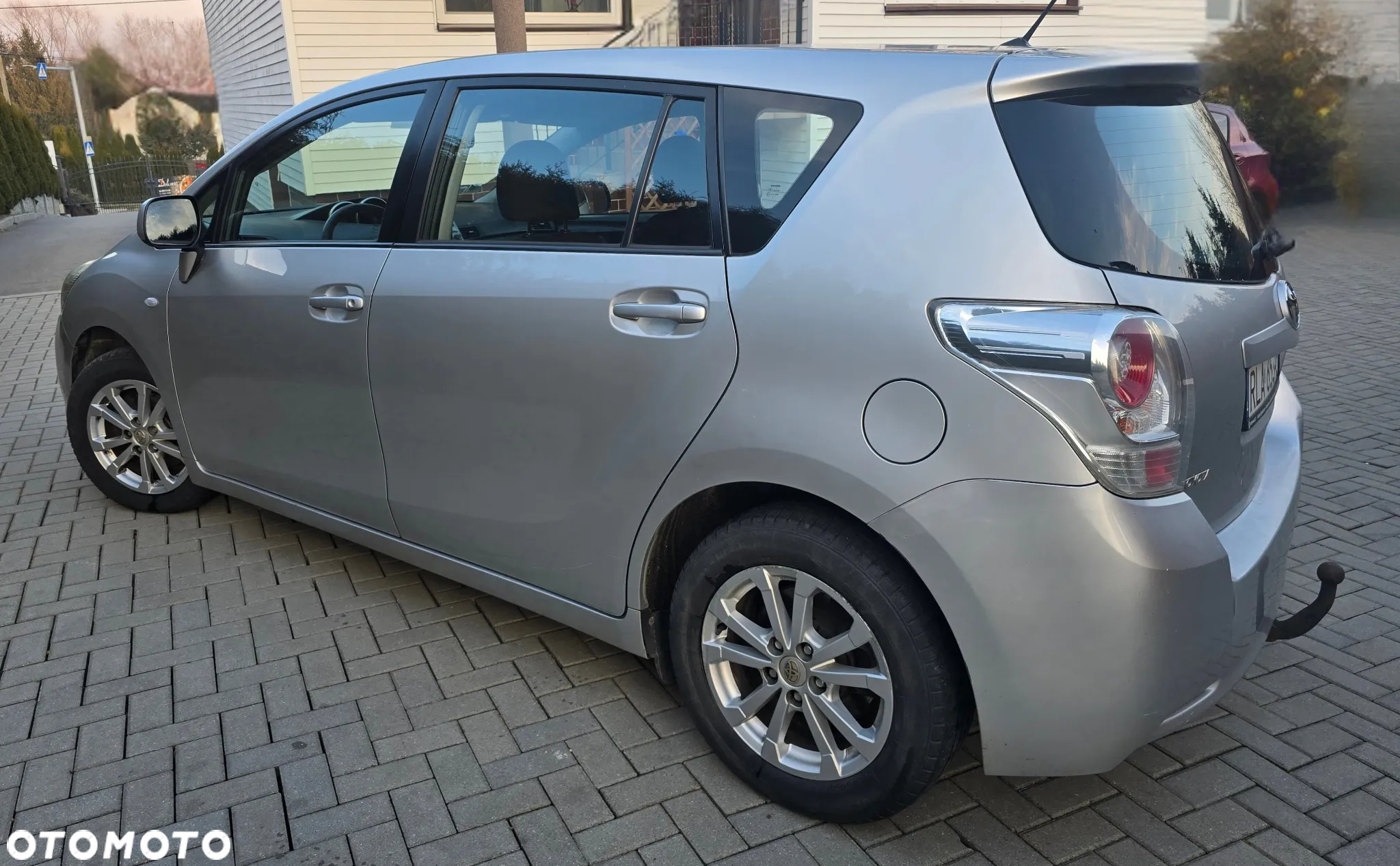 Toyota Verso 2.0 D-4D - 6