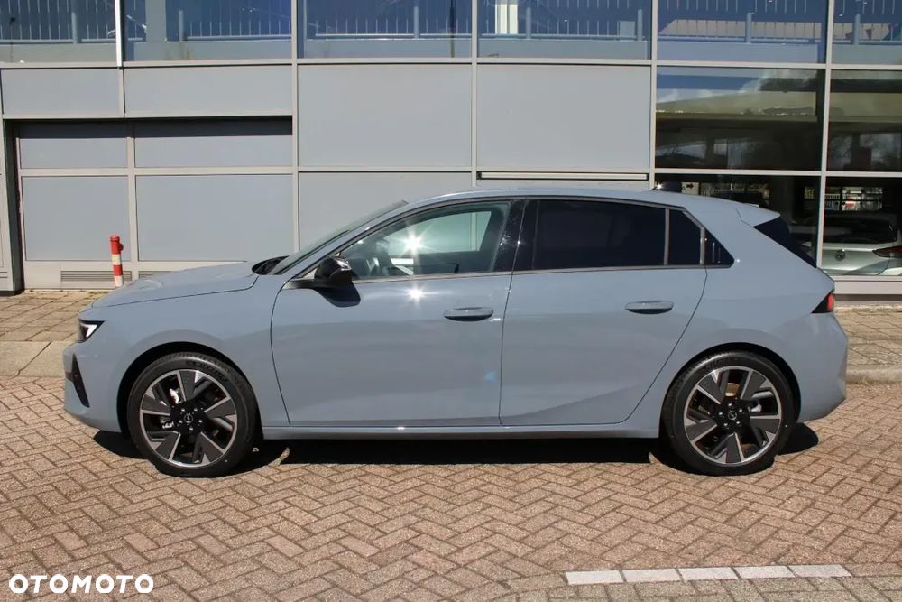 Opel Astra 58kWh Edition - 4