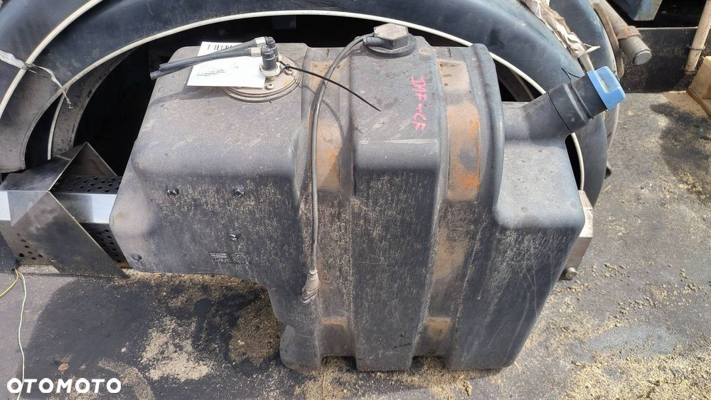 ZBIORNIK ADBLUE DAF 75.310 1678911 - 1