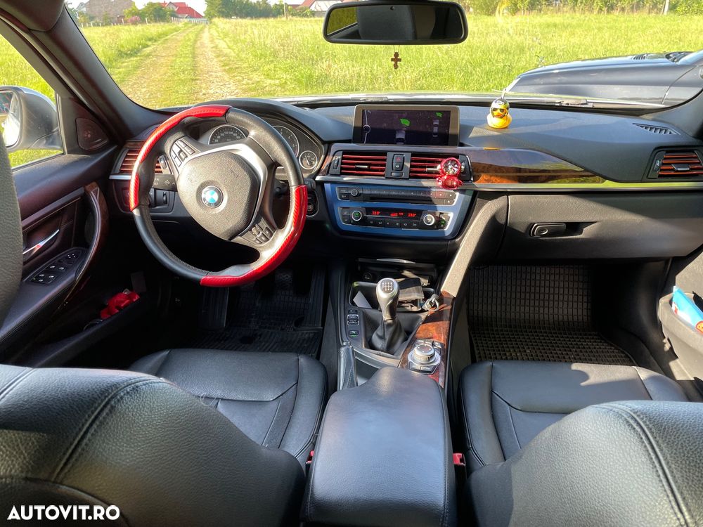 BMW Seria 3 320d Luxury Line - 7