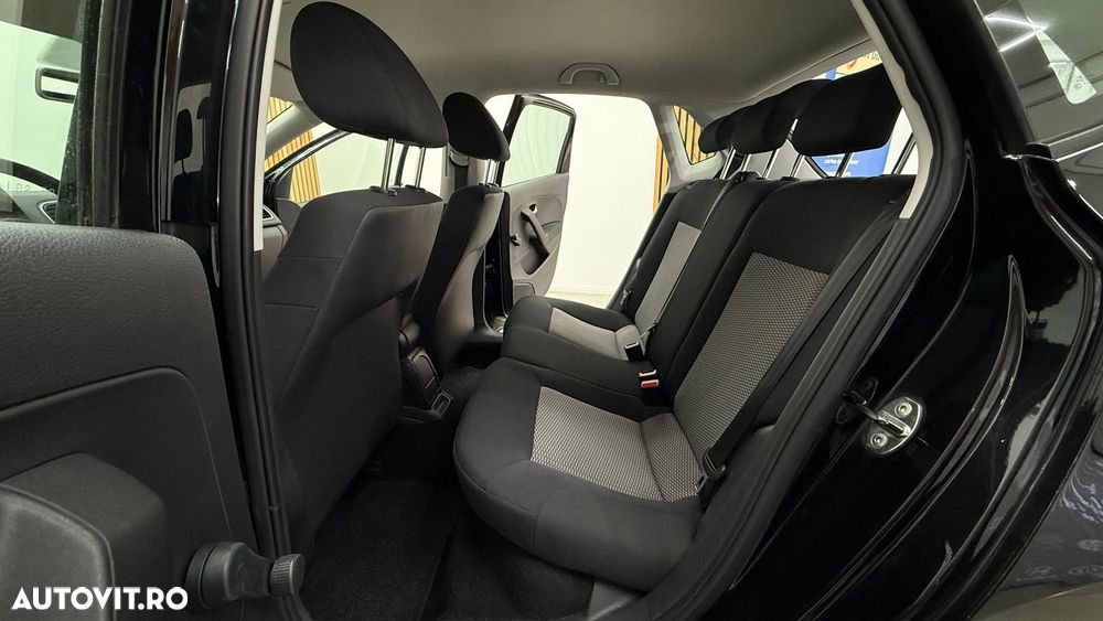 Volkswagen Polo - 14