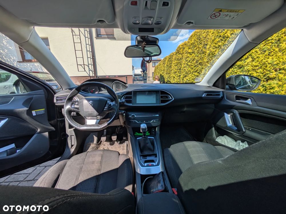 Peugeot 308 1.6 BlueHDi Allure S&S - 6