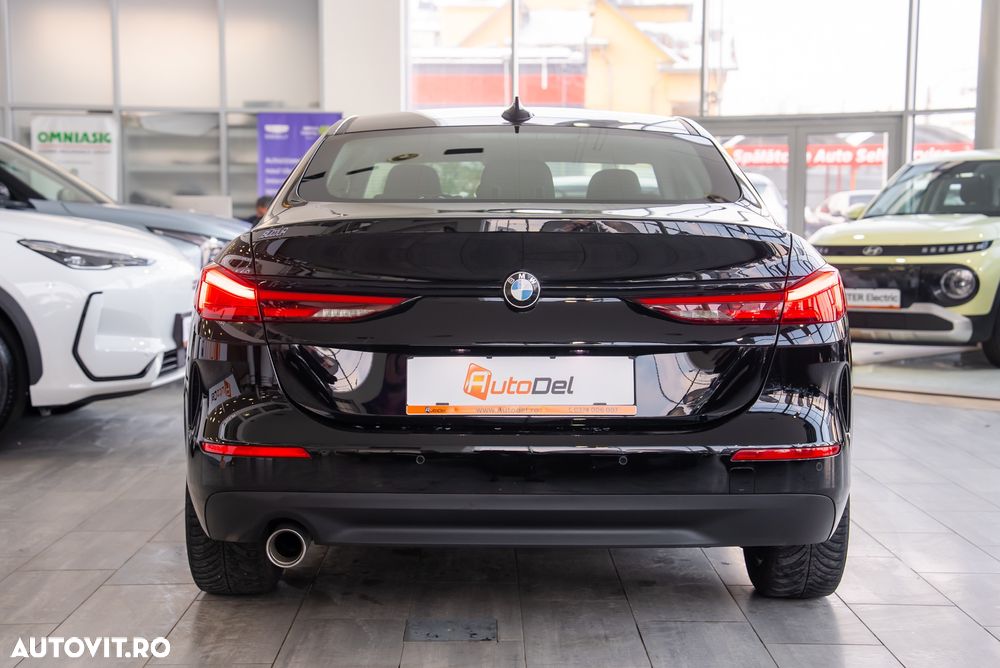 BMW Seria 2 218i Luxury Line - 9