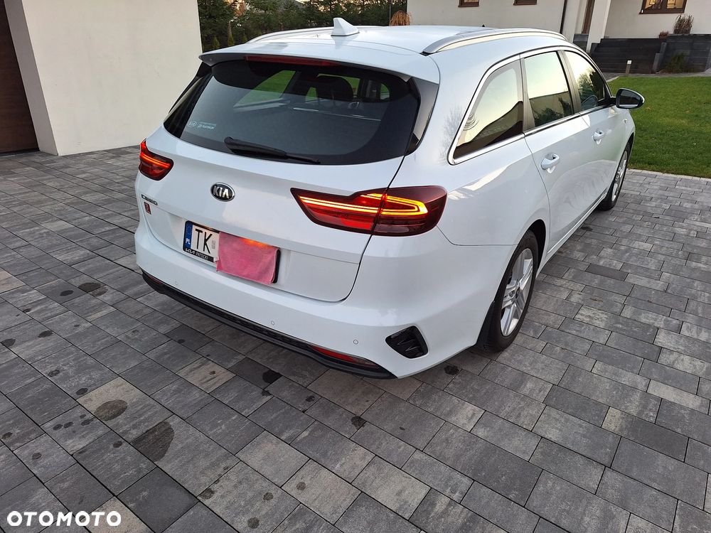 Kia Ceed 1.6 CRDi SCR M DCT - 3