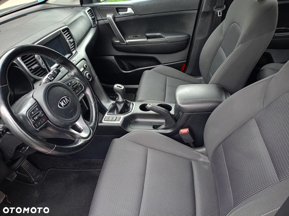 Kia Sportage 1.6 T-GDI 2WD SPIRIT - 10