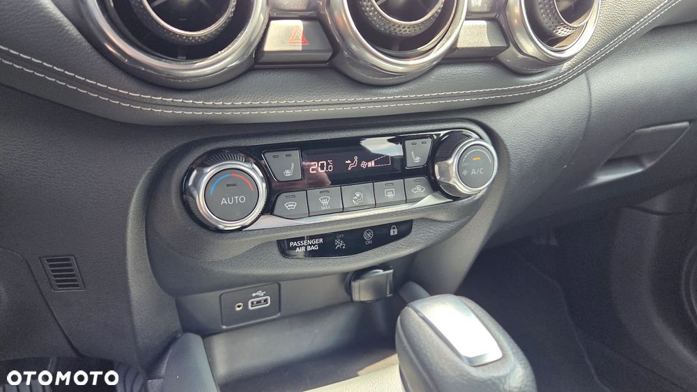 Nissan Juke 1.0 DIG-T N-Connecta DCT - 21