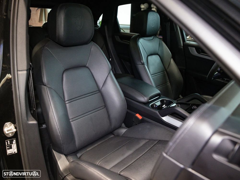 Porsche Cayenne S E-Hybrid - 38