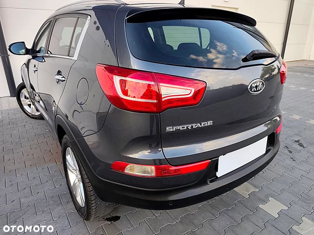 Kia Sportage 2.0 CRDI 4WD Dream-Team Edition - 31