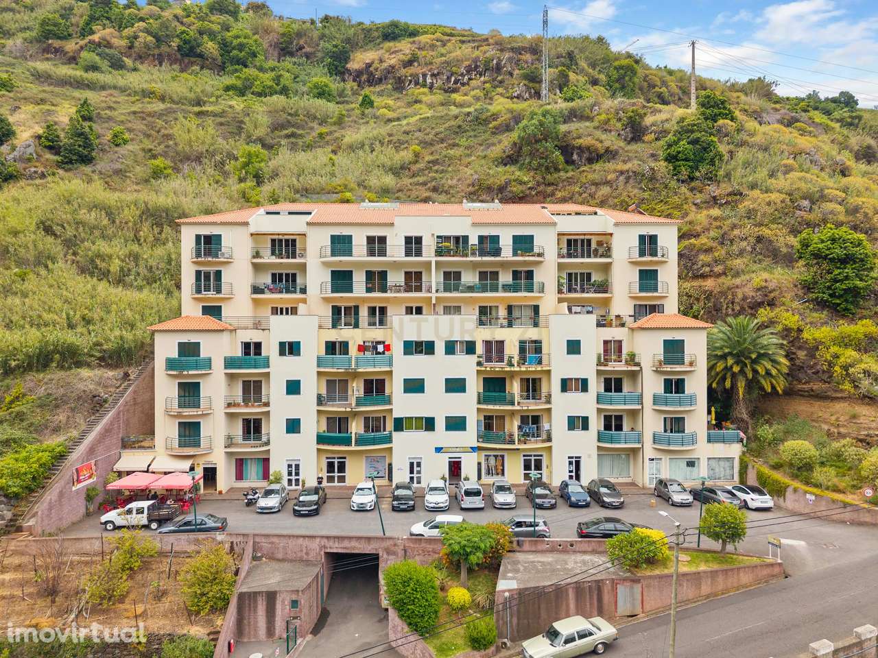 Venda de Espaço Comercial - Grande Potencial de Investimento no Centro - Grande imagem: 3/12