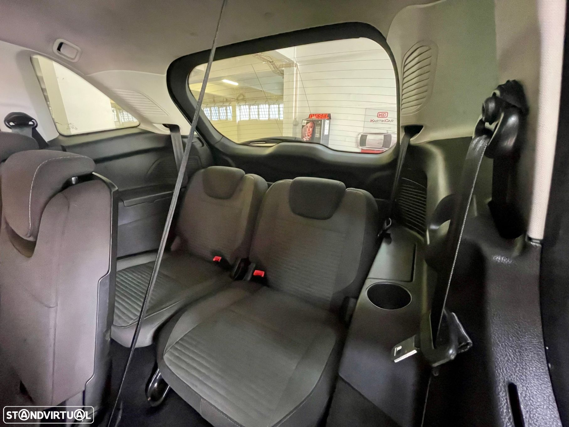 Ford Grand C-Max 1.5 TDCi Trend+ S/S - 33