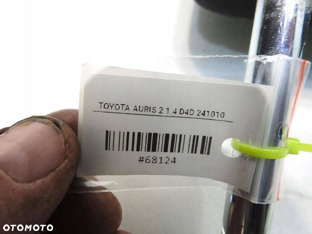 ZAGŁÓWEK PRZÓD TOYOTA AURIS II - 5