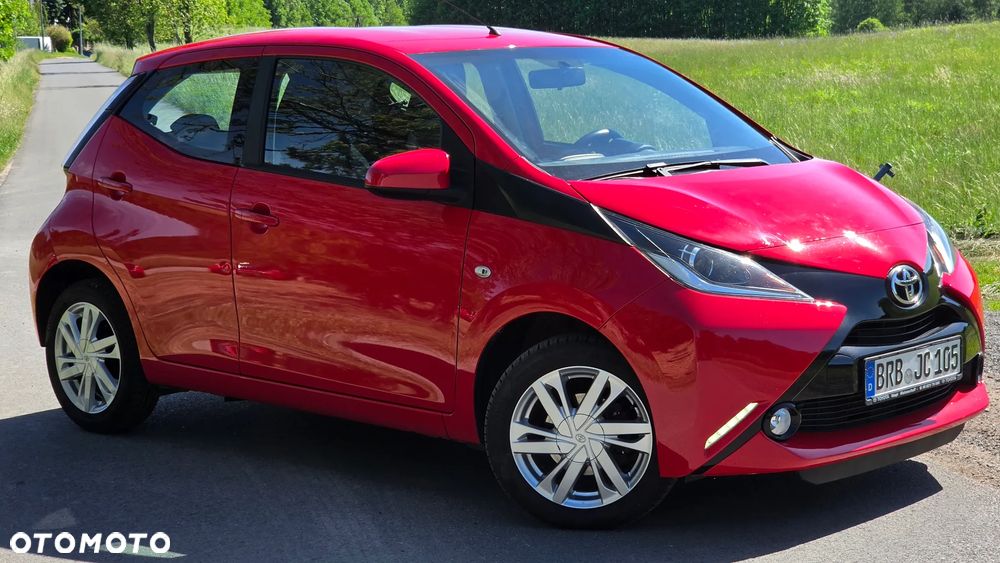Toyota Aygo x-play touch - 27