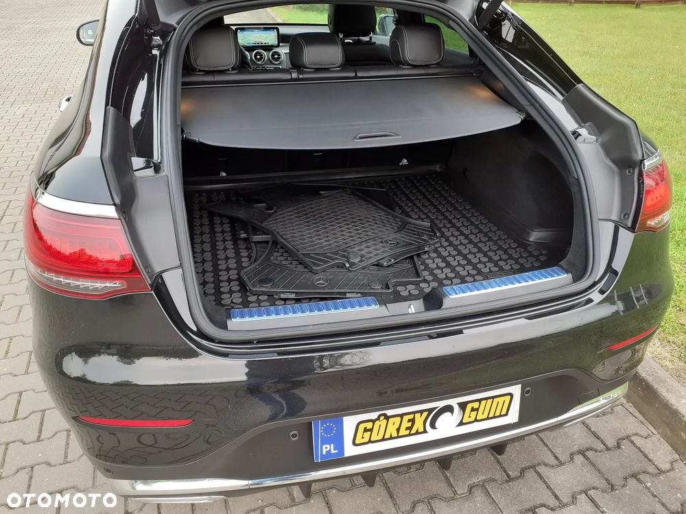 Mercedes-Benz GLC 300 d 4Matic 9G-TRONIC AMG Line Plus - 4