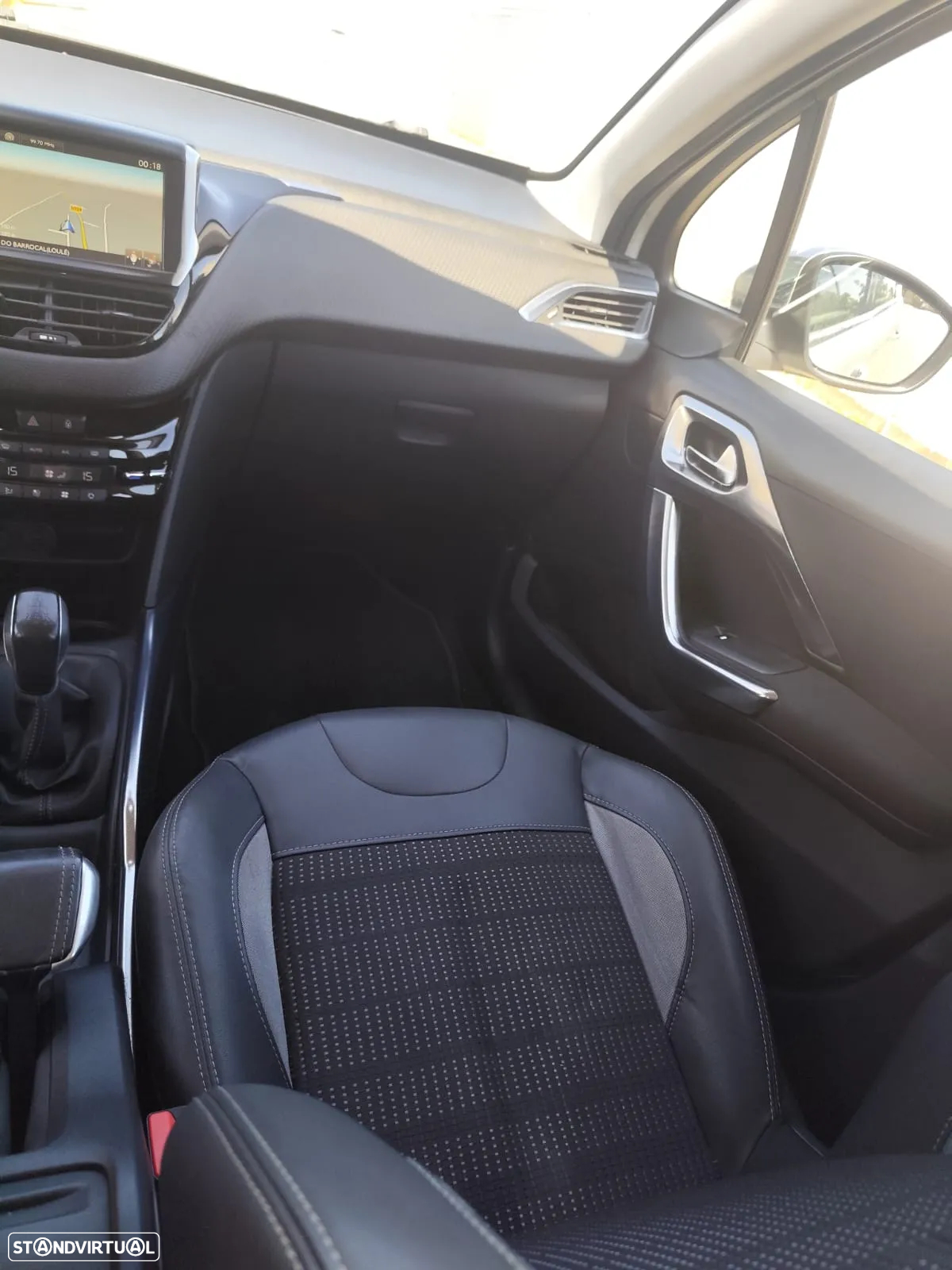 Peugeot 2008 1.2 PureTech Access - 5
