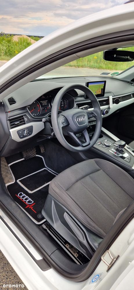 Audi A4 Avant 2.0 TDI S tronic - 14