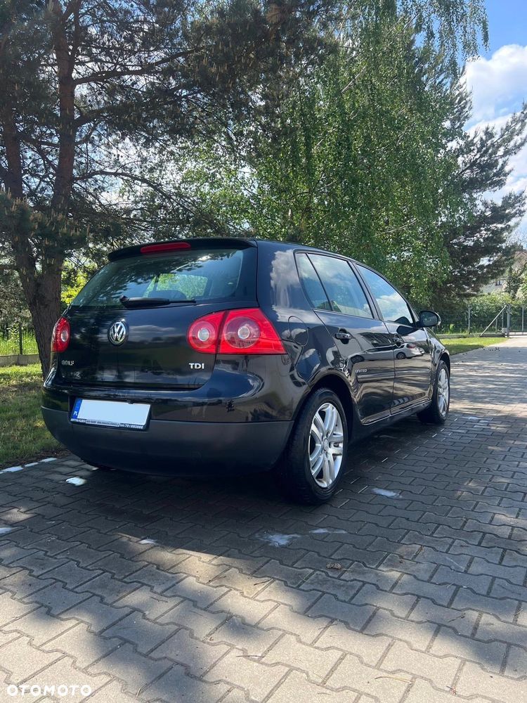 Volkswagen Golf 1.9 TDI Trendline - 4