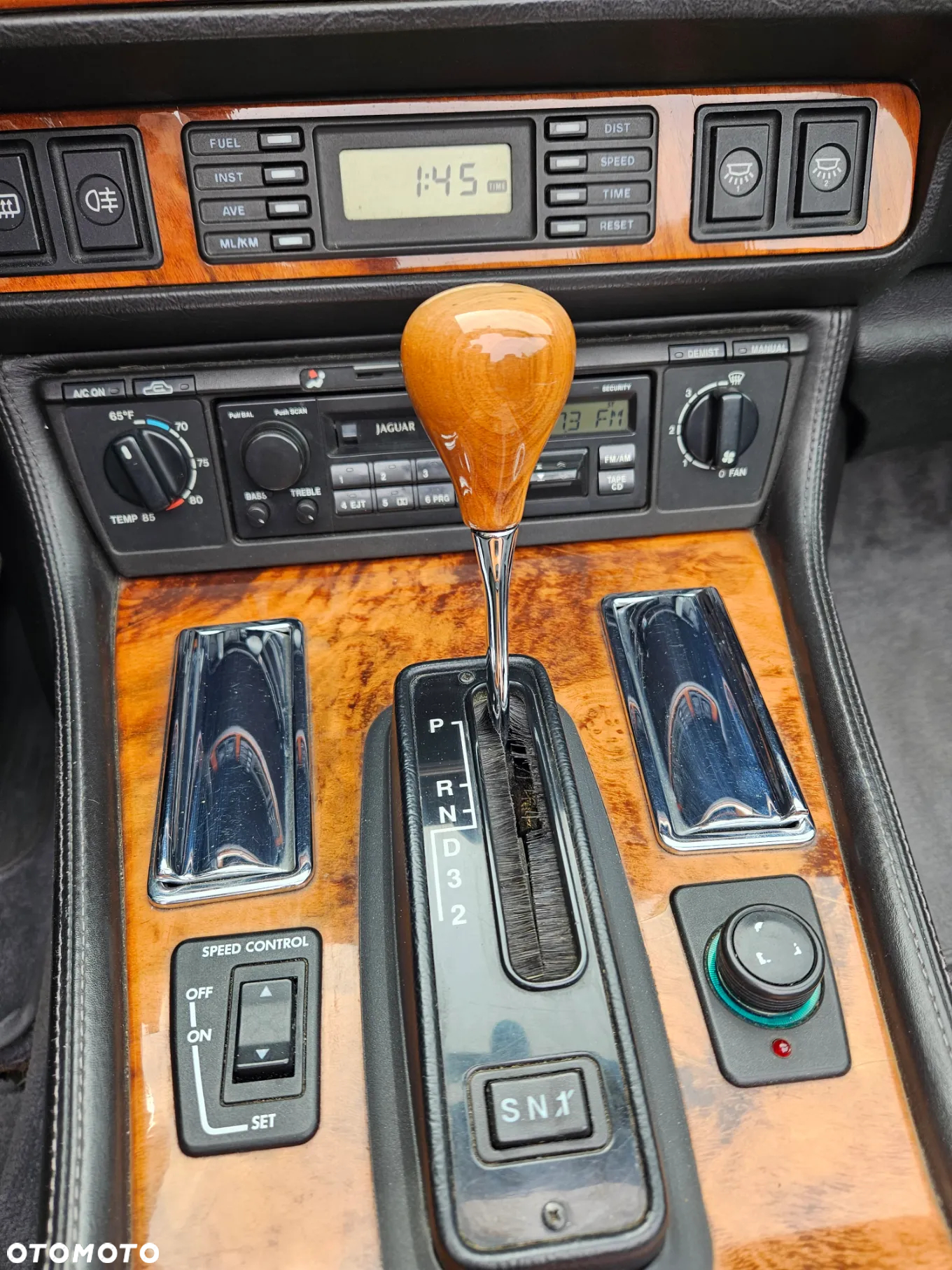 Jaguar XJS - 16