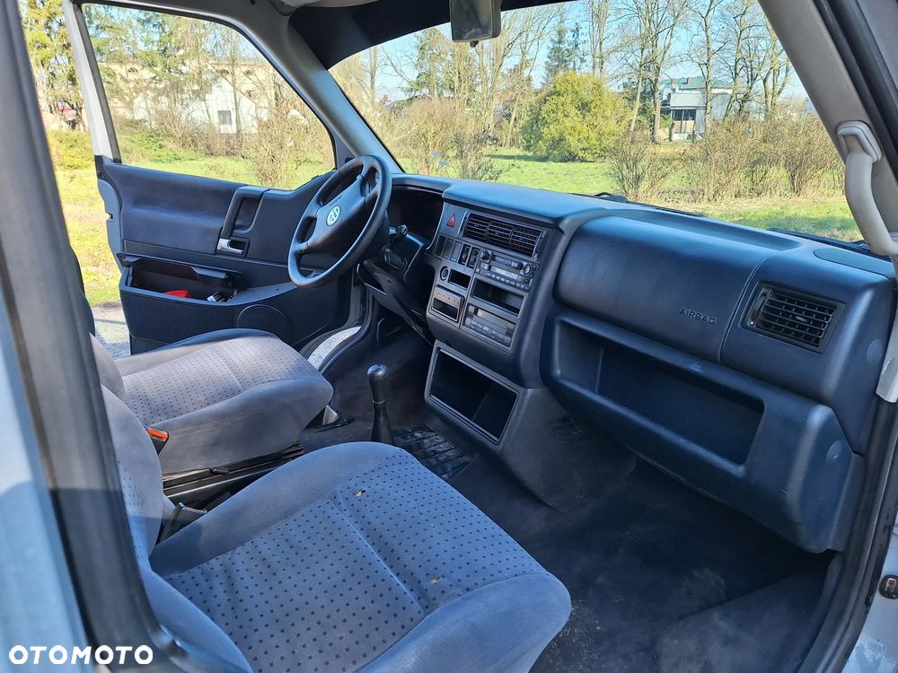 Volkswagen Transporter - 15