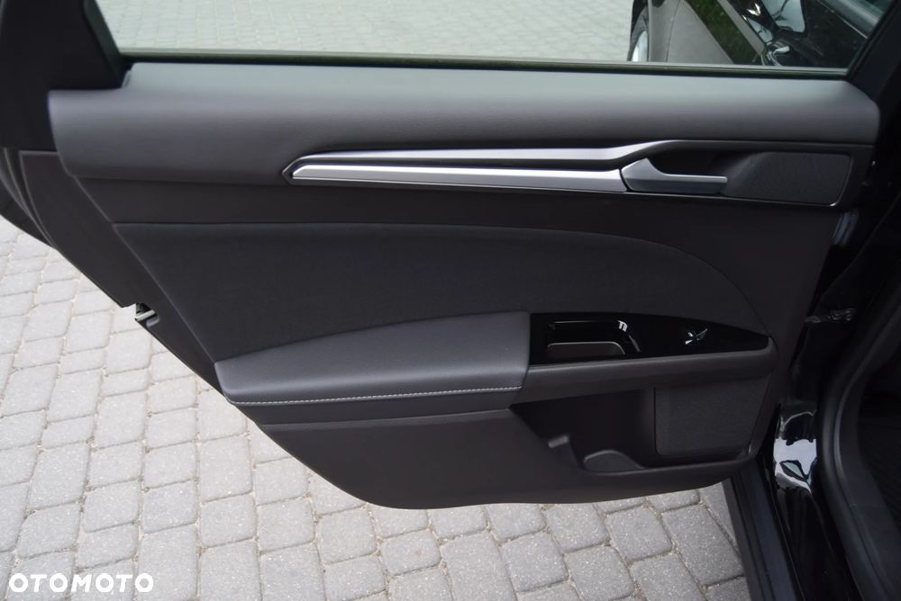 Ford Mondeo 2.0 EcoBlue Edition - 27