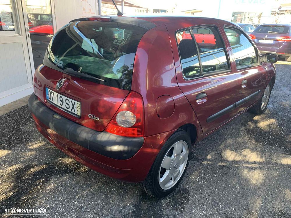 Renault Clio 1.2 16V Confort Privilège - 5