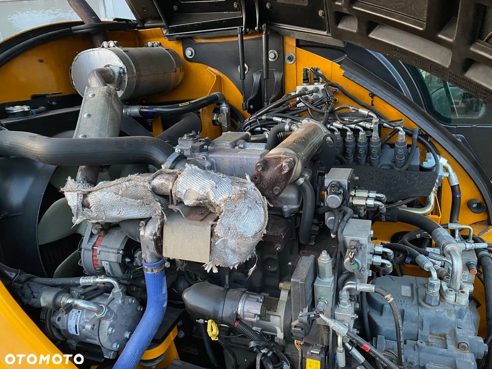 JCB 8085 ZTS, 2 ŁYŻKI, KRÓTKI TYŁ, Z NIEMIEC, WSZYSTKIE LINIE HYDRAULICZNE, - 12