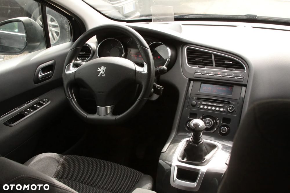 Peugeot 5008 HDI 150 Allure - 13