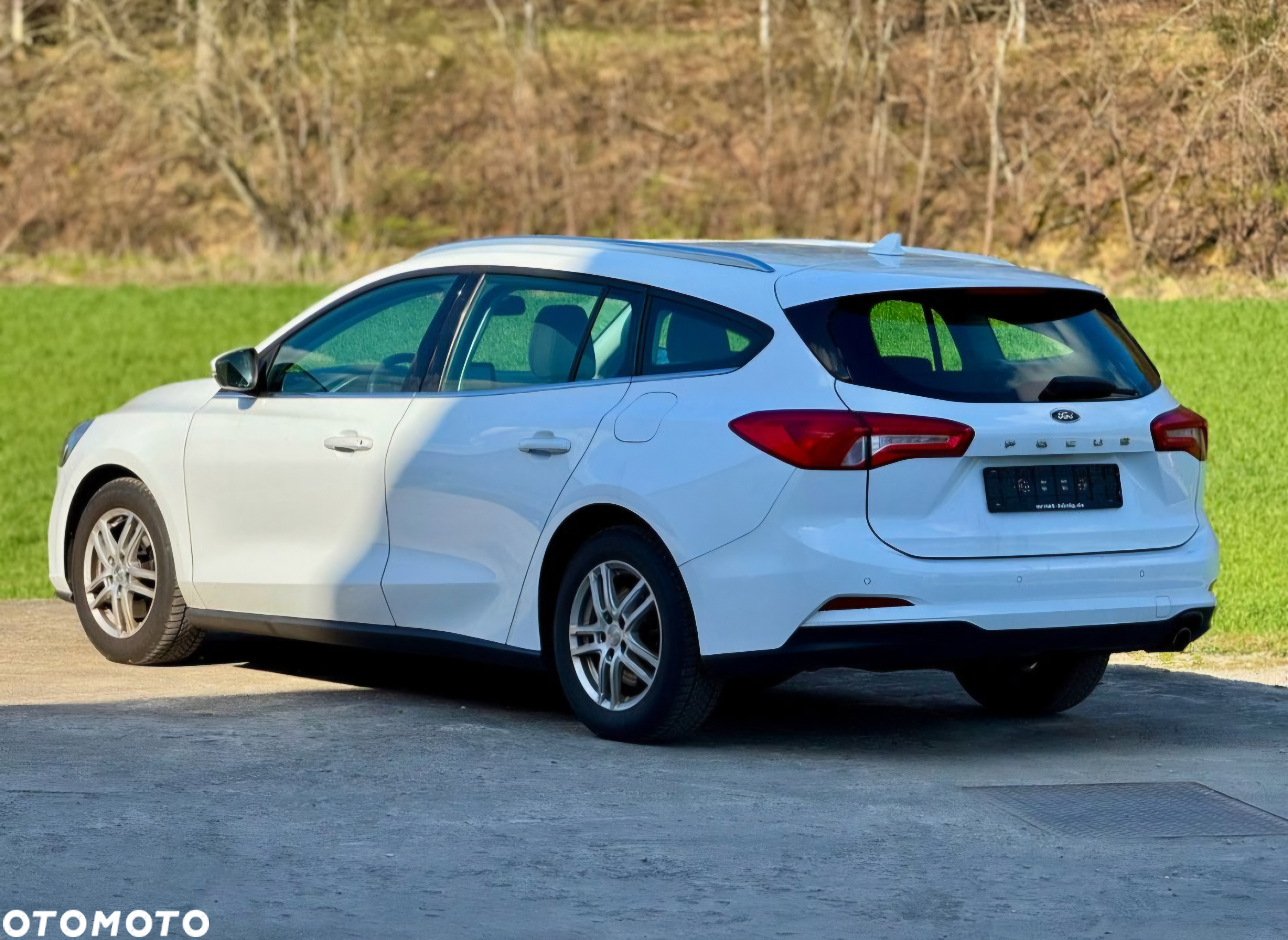 Ford Focus 1.5 EcoBlue Start-Stopp-System COOL&CONNECT - 4
