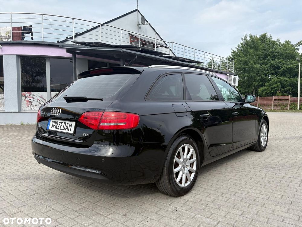 Audi A4 Avant 2.0 TDI ultra S tronic design - 9