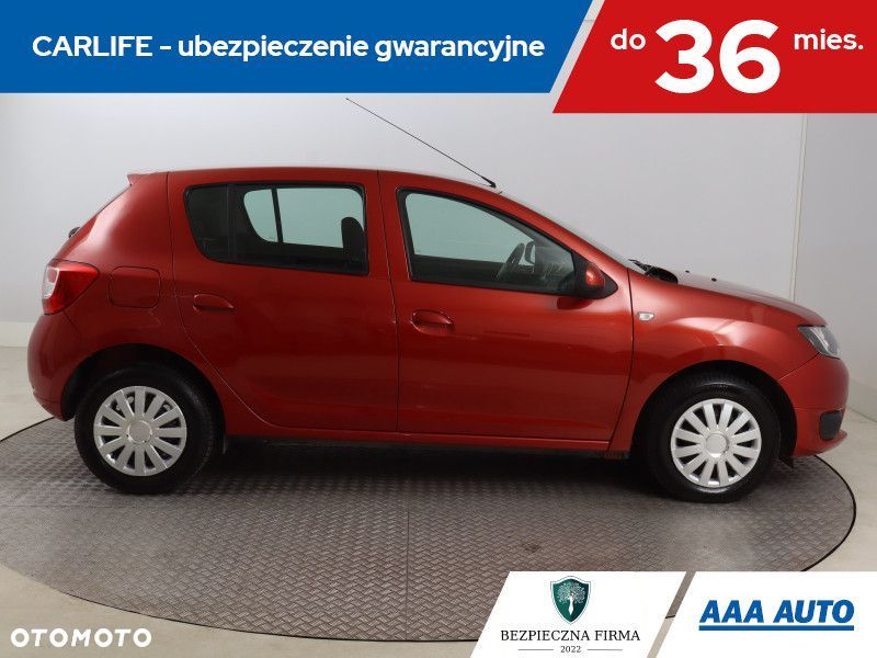 Dacia Sandero - 8
