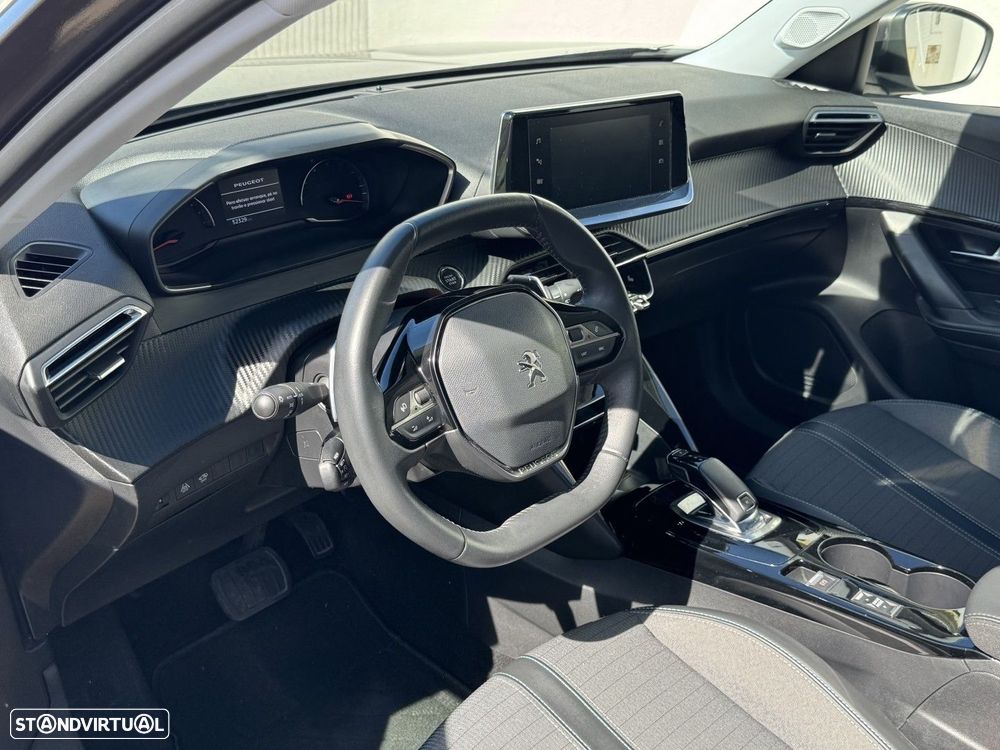 Peugeot 2008 1.2 PureTech Allure Pack EAT8 - 13