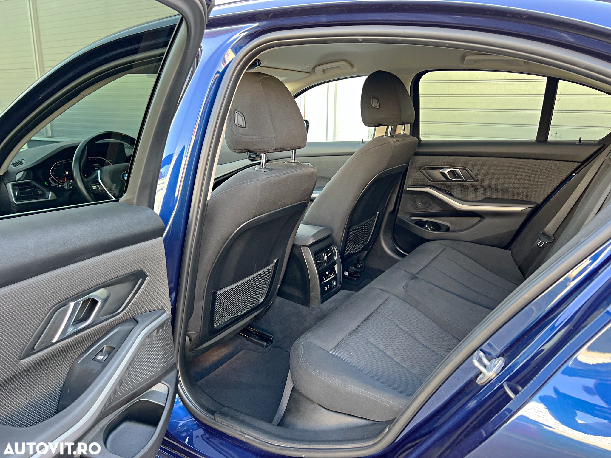 BMW Seria 3 320d Aut. xDrive Luxury Line - 10