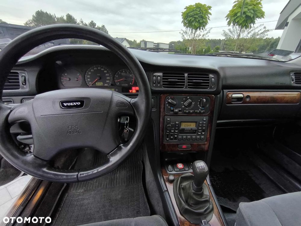 Volvo S70 2.5 - 6