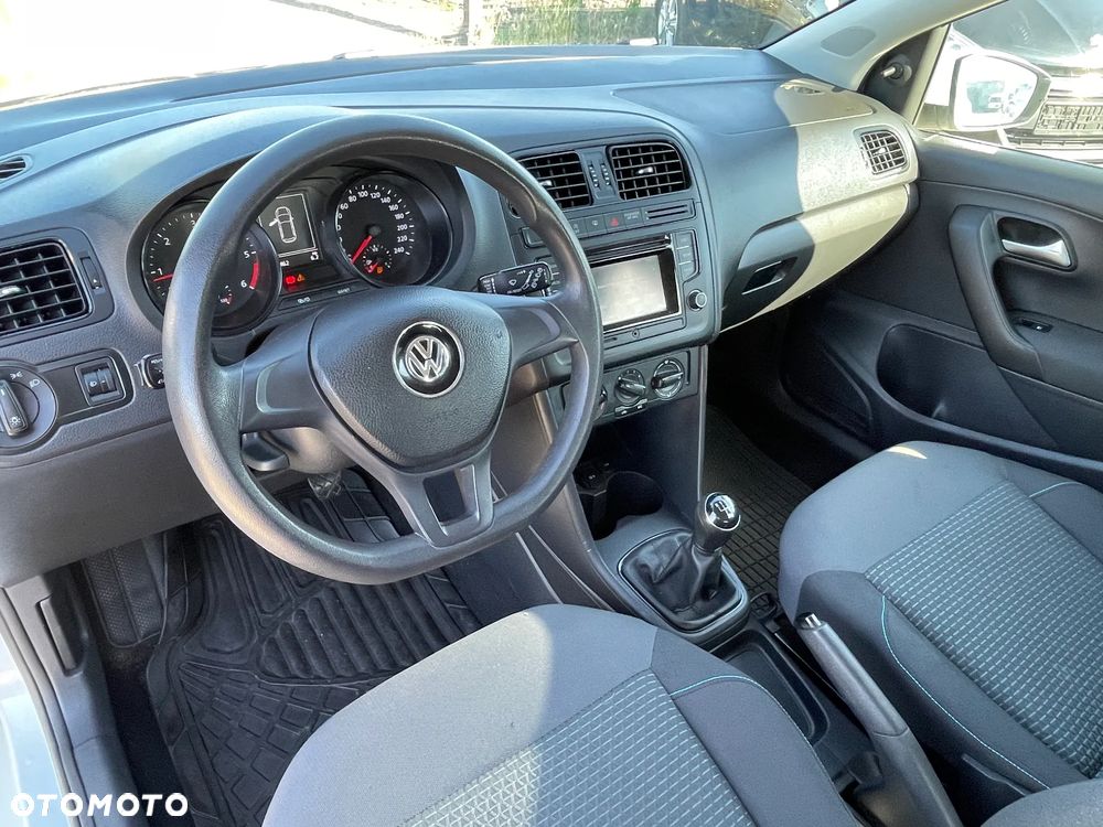 Volkswagen Polo 1.4 TDI Comfortline - 11