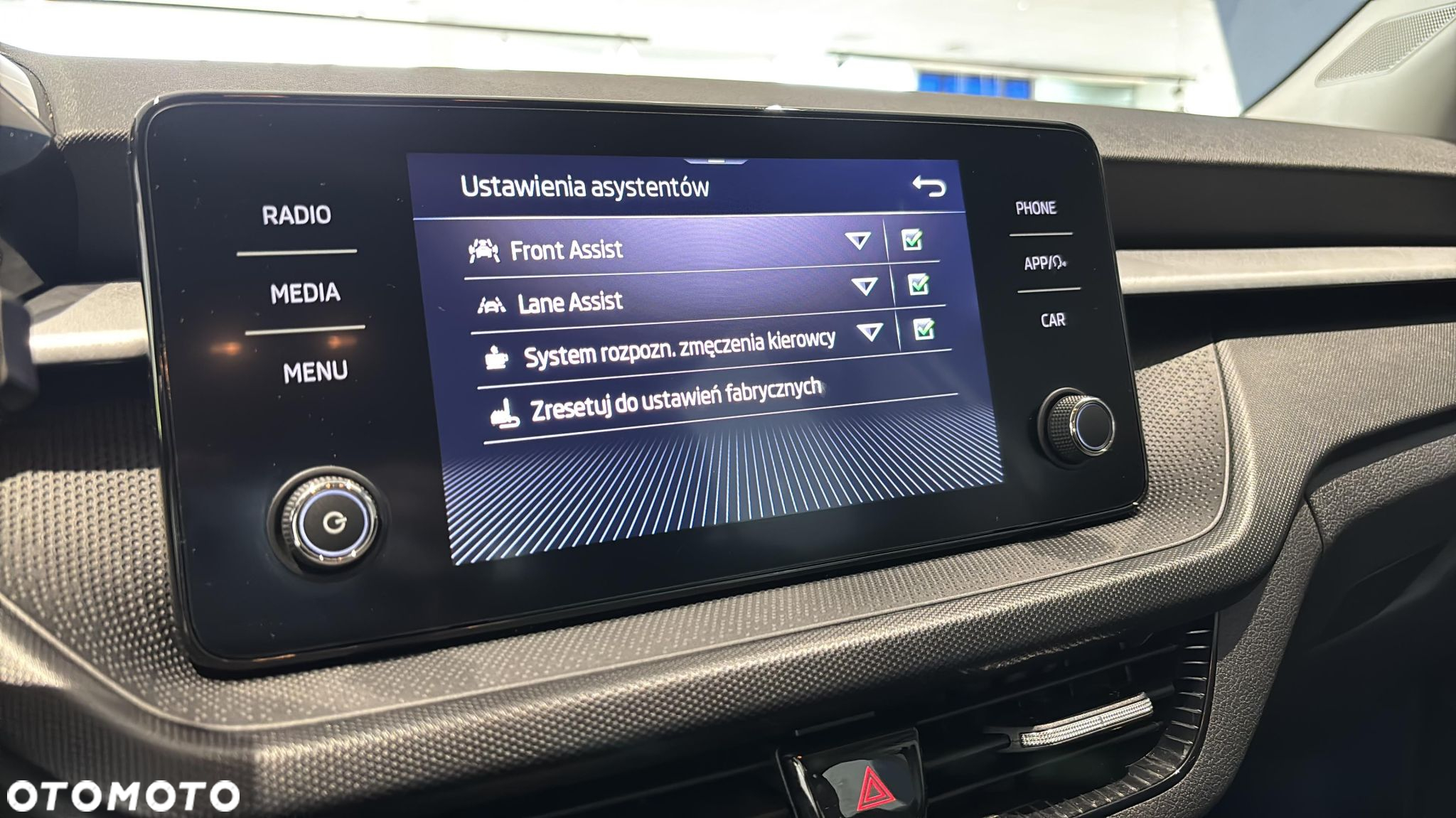 Skoda Fabia 1.0 Ambition - 23