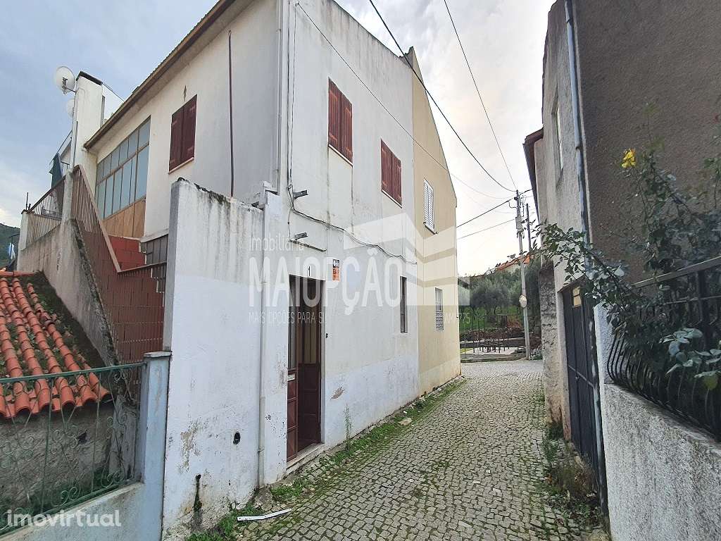 Moradia V3 Felgueiras - Torre de Moncorvo - Grande imagem: 2/15