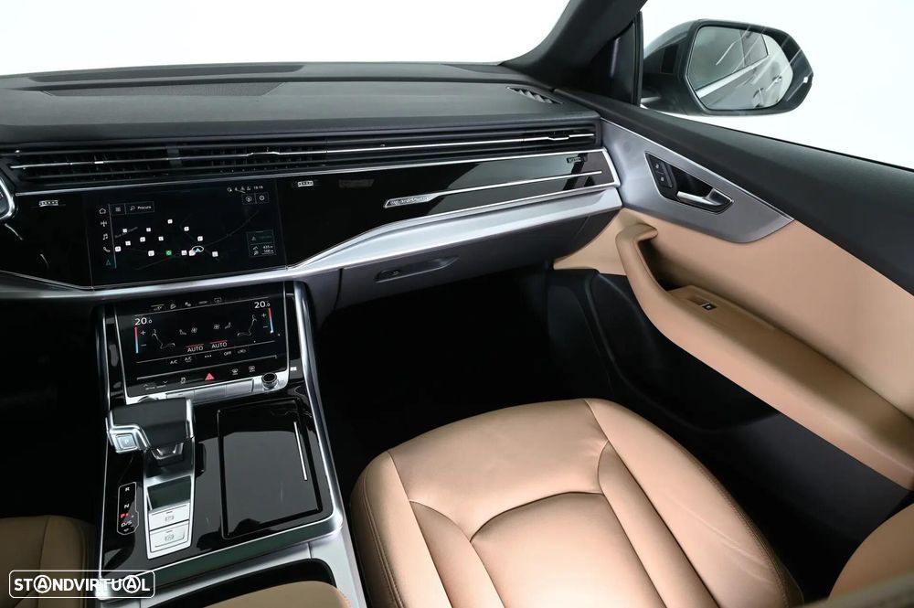 Audi Q8 55 TFSIe quattro Tiptronic - 21