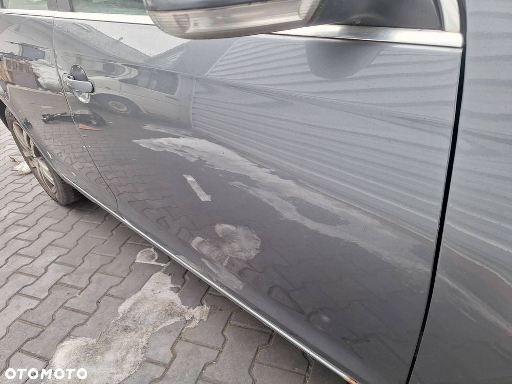 DRZWI KOMPLETNE PRAWY PRZÓD VOLKSWAGEN JETTA V LD7X - 4
