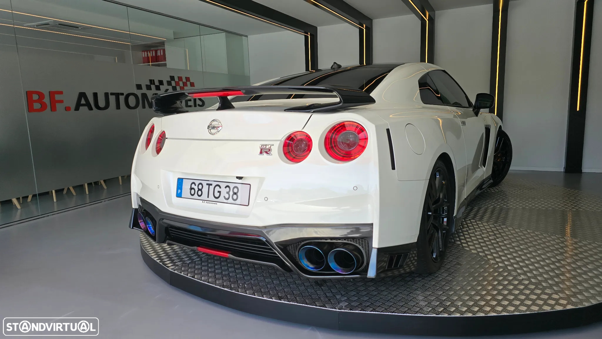 Nissan GT-R 3.8 V6 Pack Prestige - 4