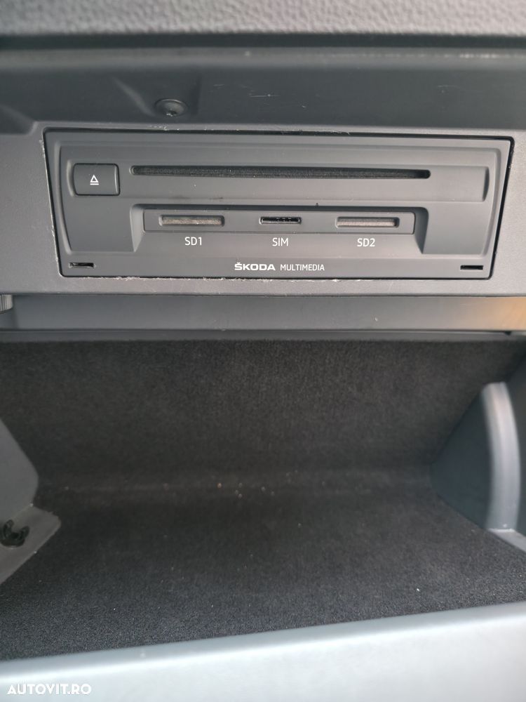 Skoda Superb 1.6 TDI DSG Style - 9