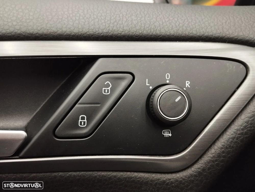 VW Golf Variant 1.6 TDi Confortline - 12