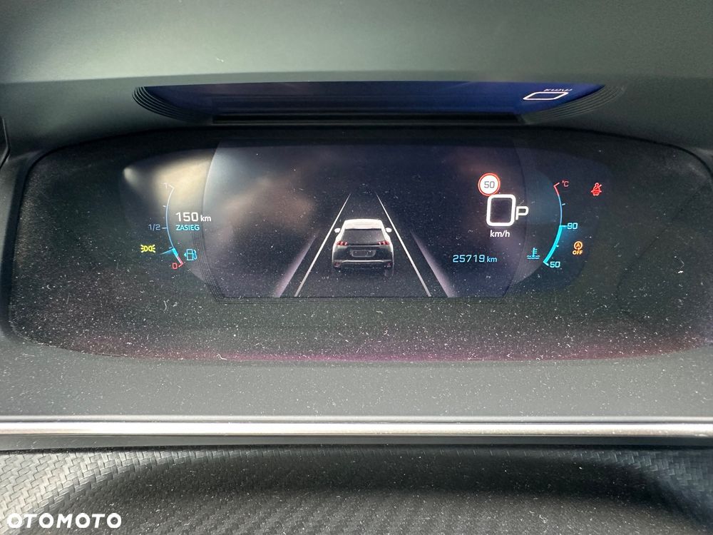Peugeot 2008 PureTech 130 EAT8 GT - 9