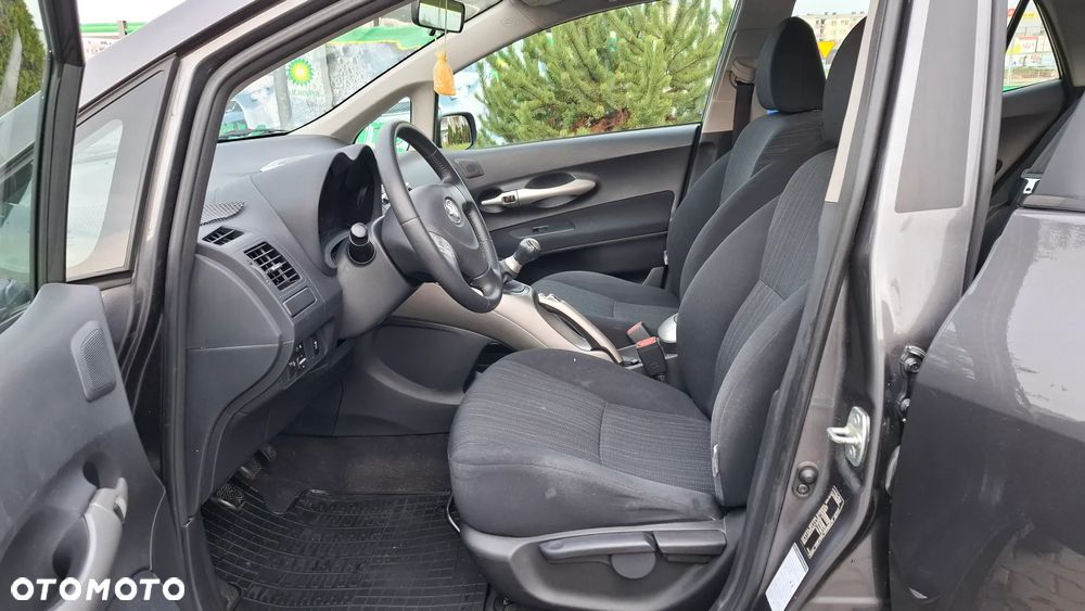 Toyota Auris 1.4 VVT-i - 5