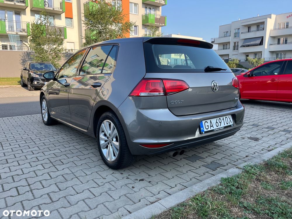 Volkswagen Golf 1.4 TSI BMT Highline - 17
