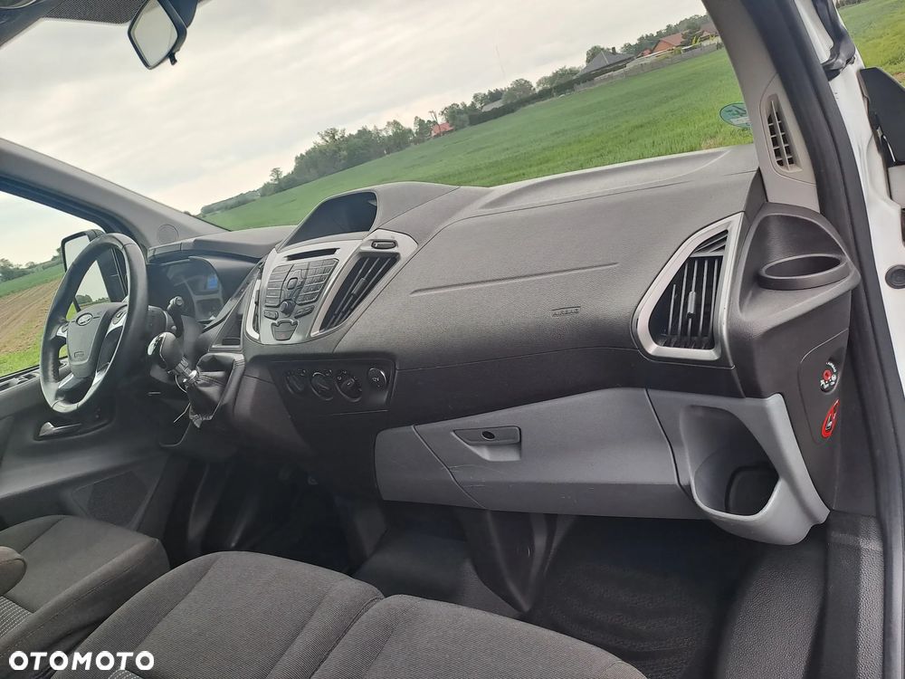 Ford Transit Custom - 12