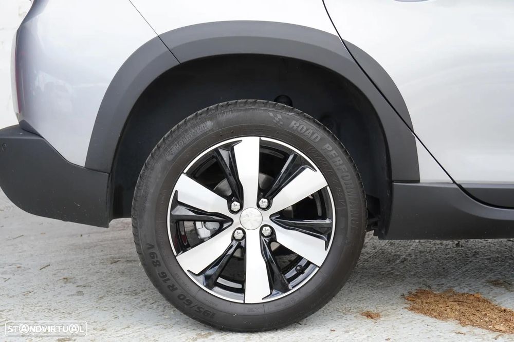 Peugeot 2008 1.5 BlueHDi Allure - 19